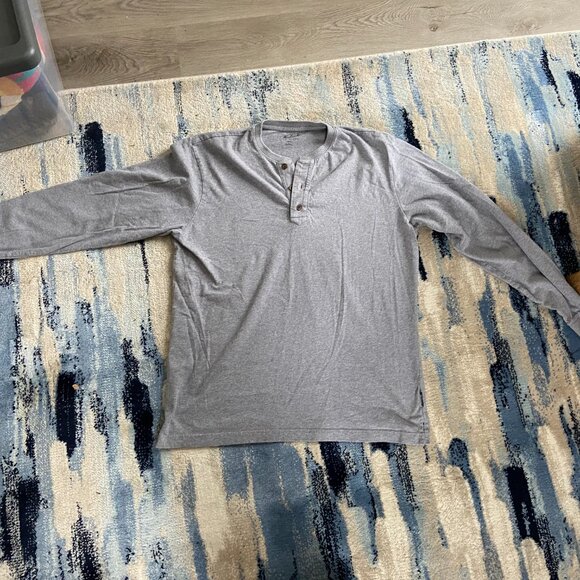 *Woolrich Button Up Thermal - Picture 2 of 8